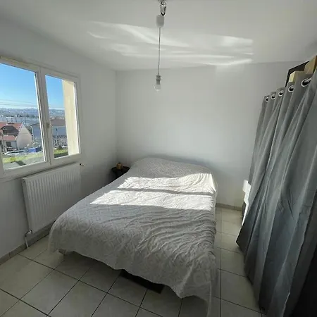 Belle Maison Proche Centre Apartment *